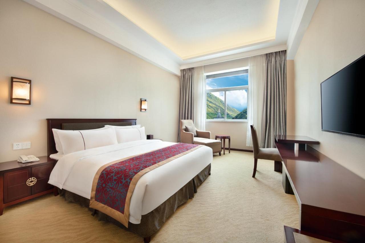 Ramada Encore Daocheng Yading Exterior foto