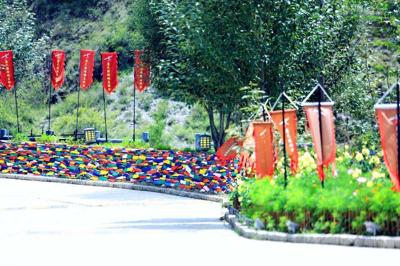 Ramada Encore Daocheng Yading Exterior foto